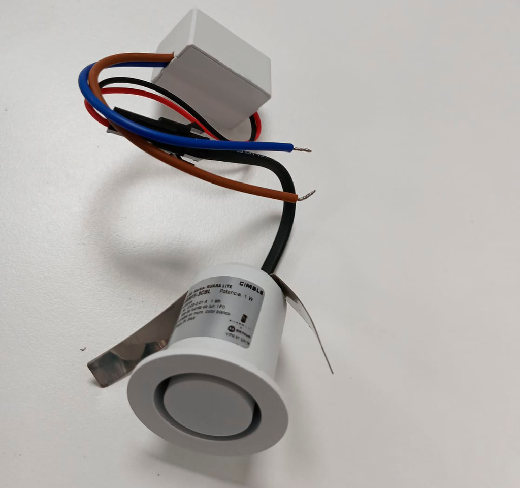 GIMBLE - Luminario de Cortesía LED Integrado